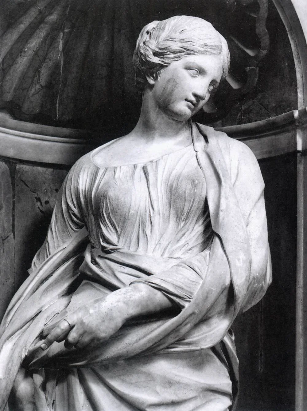 Portrait — Suzanne de Rome